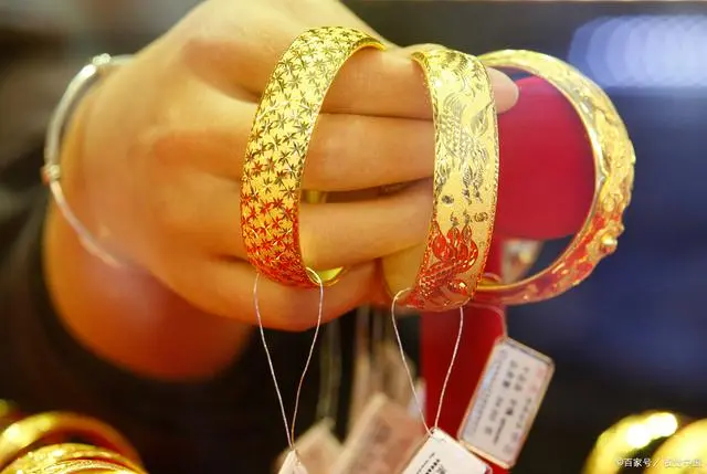 黄金闪耀时刻！今日各大旗舰店金价揭秘